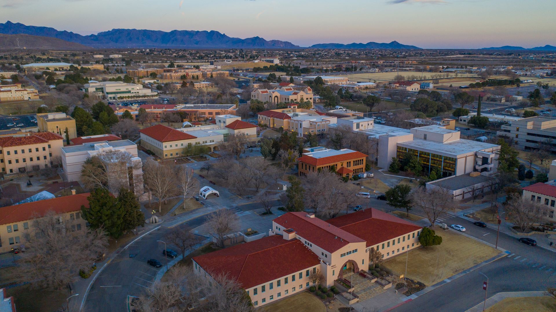NMSU collaborates with EON Reality to bring augmented, virtual reality system to classes