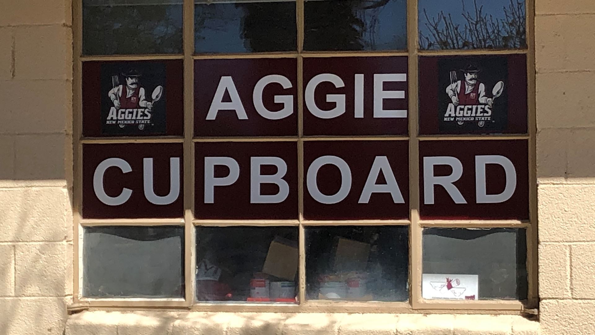 The New Mexico State University Aggie Cupboard helps the campus community and offers free supplementary food assistance.