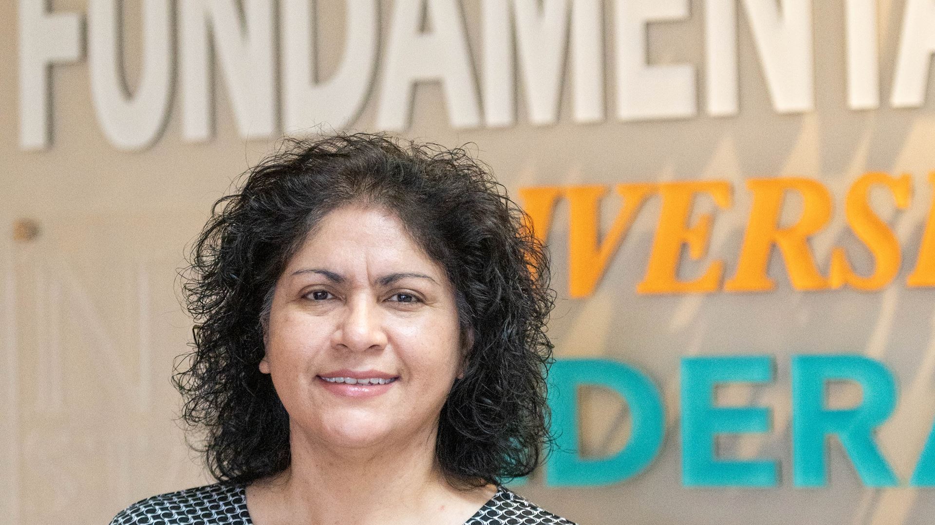 NMSU professor delves into bilingual STEM education, teacher preparation