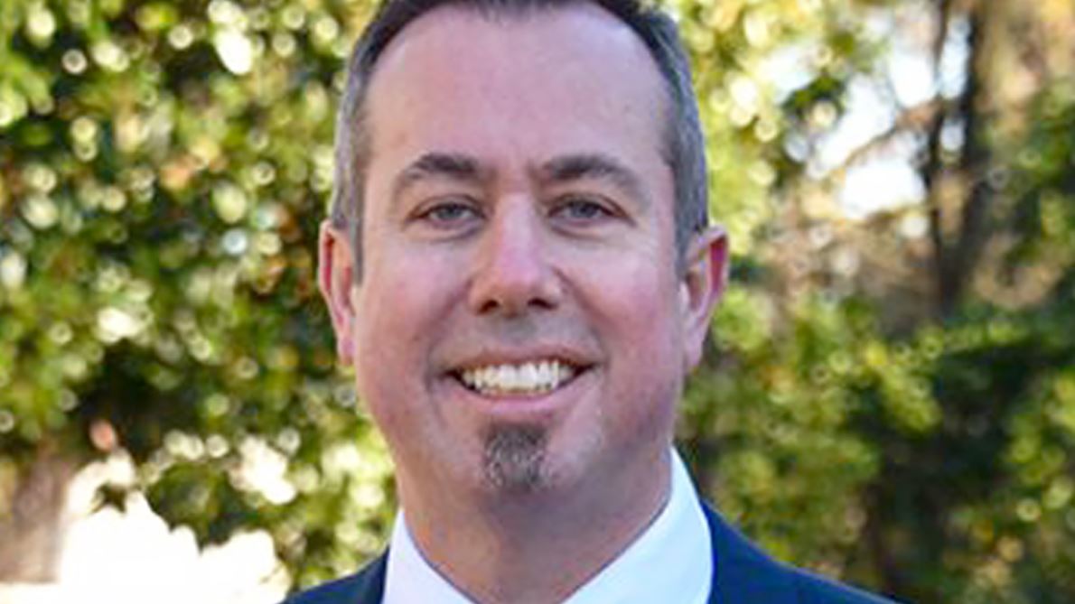 Neil MacKinnon
