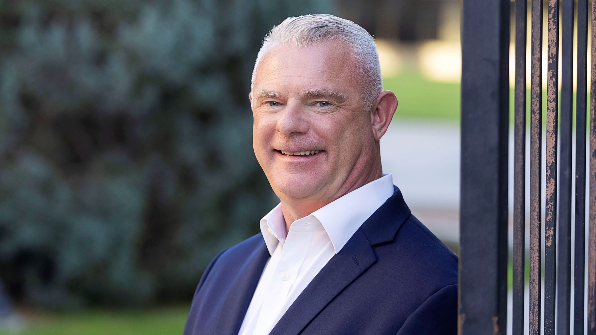 NMSU department head receives outstanding graduate teaching award