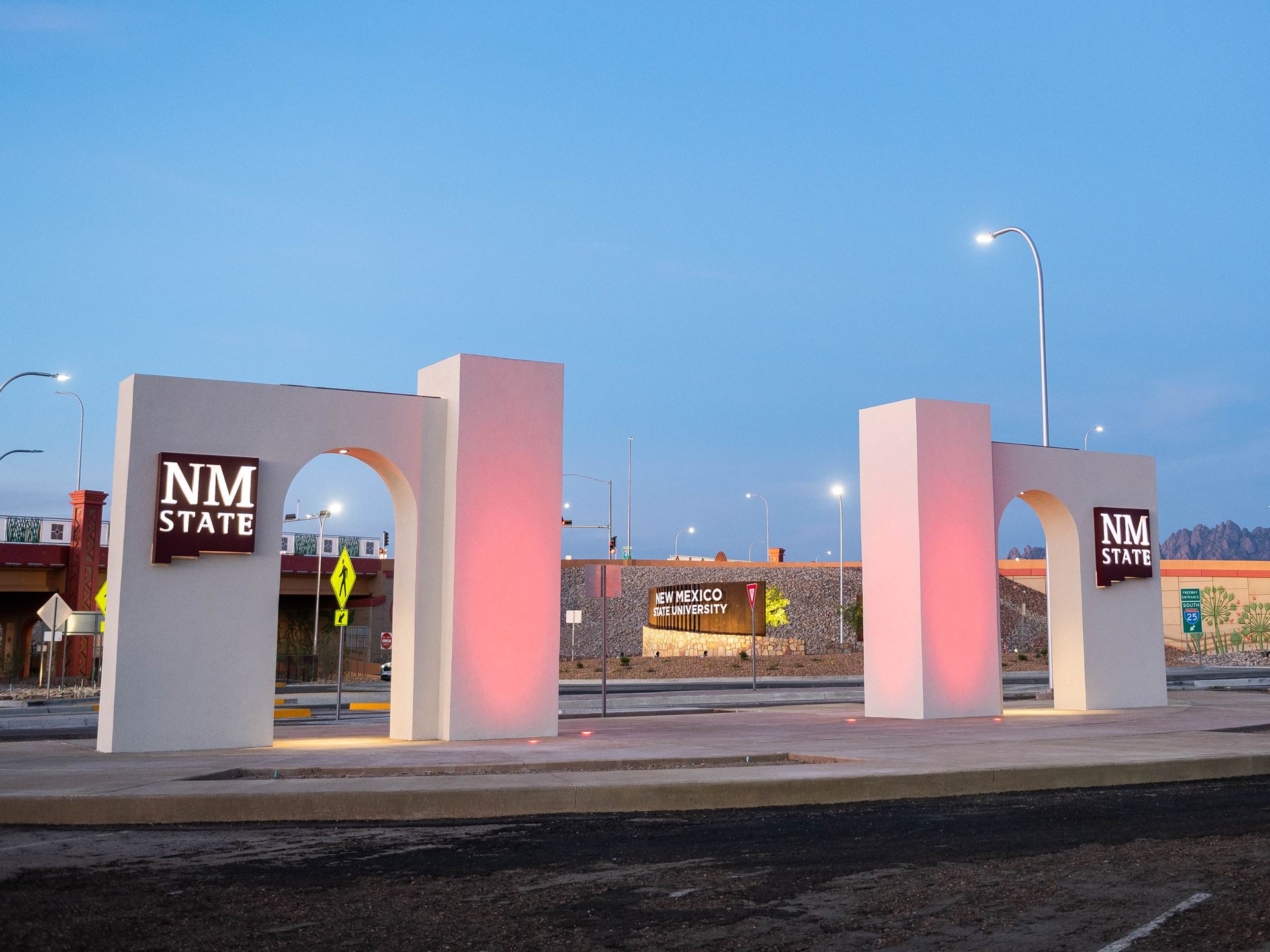 NMSU Aggie Gates Roundabout
