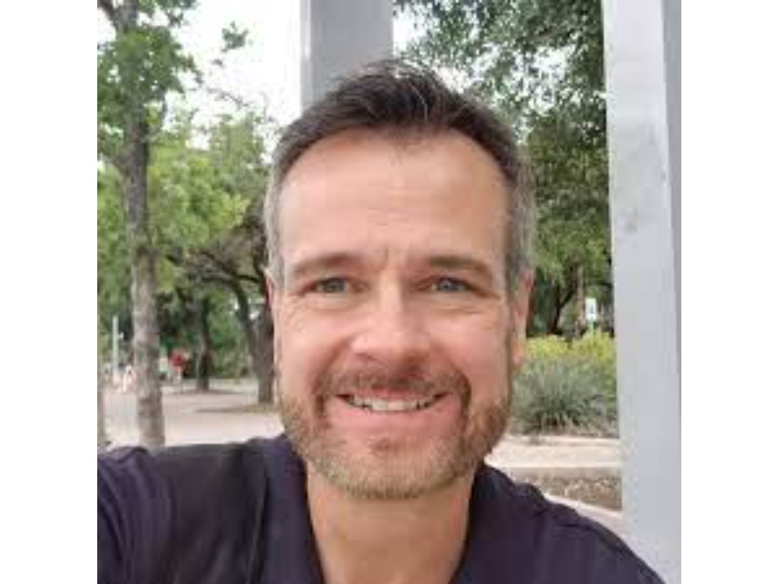 A man from the shoulders up