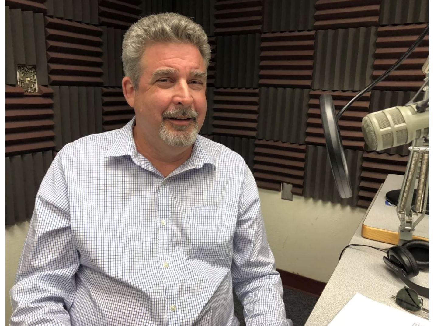 MicroBooNE international collaboration rules out existence of sterile neutrino