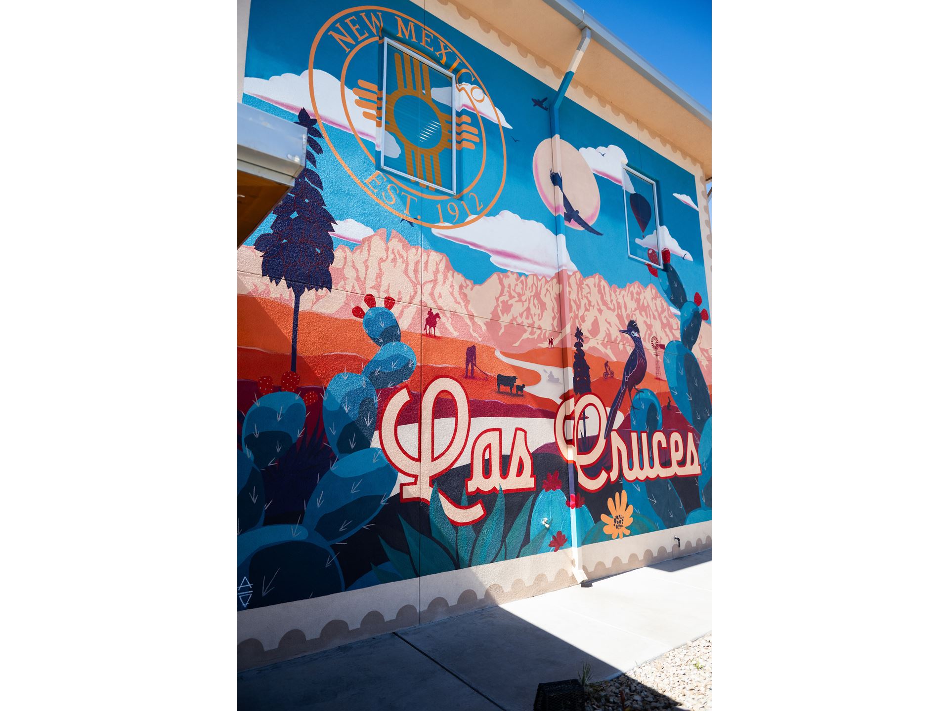 Murales Fronterizos Preserving the history of public art in the Borderlands