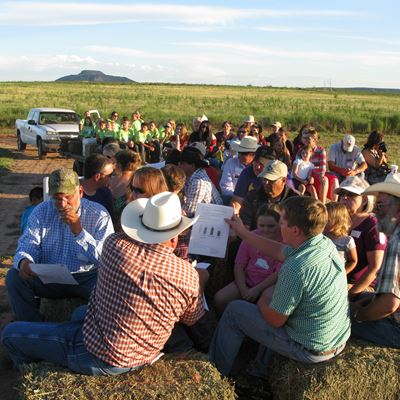 People taking a hay wagon tour during the 2015 Tucumcari field day