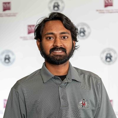 IMAGE DESCRIPTION Head and shoulders of a man