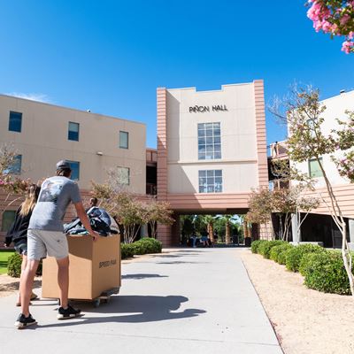 Photo of New Mexico State University dorm move in day 2024