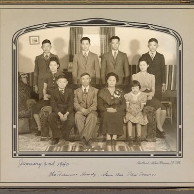 Portrait photo of of Nakayama family