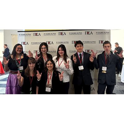 NMSU political science students present at national research conference