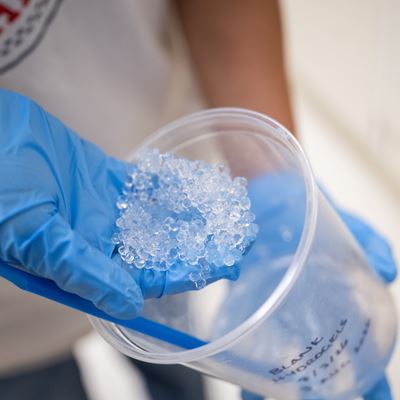Photo of materials for a study evaluating boric acid hydrogel baits