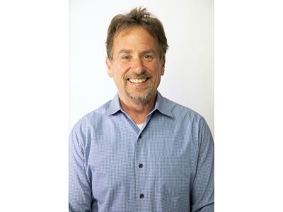 NMSU astronomer s two volume text on quasars welcomes scholars and students alike