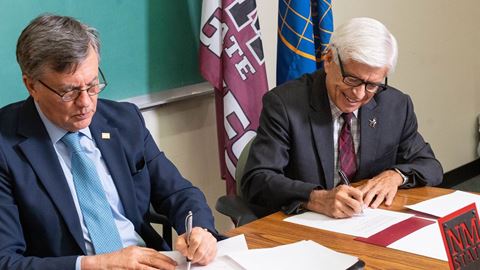 IICA delegation signing