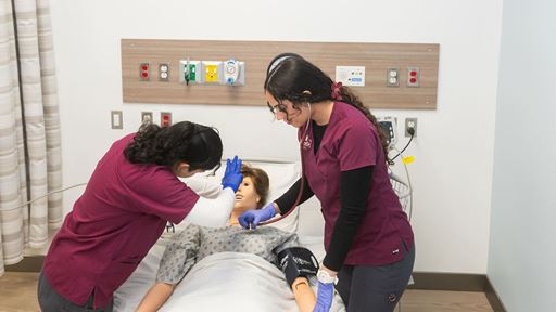 school-of-nursing-skills-and-simulation-center