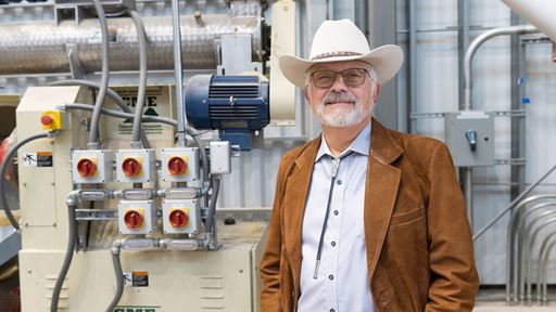 rolando-a.-flores-galarza