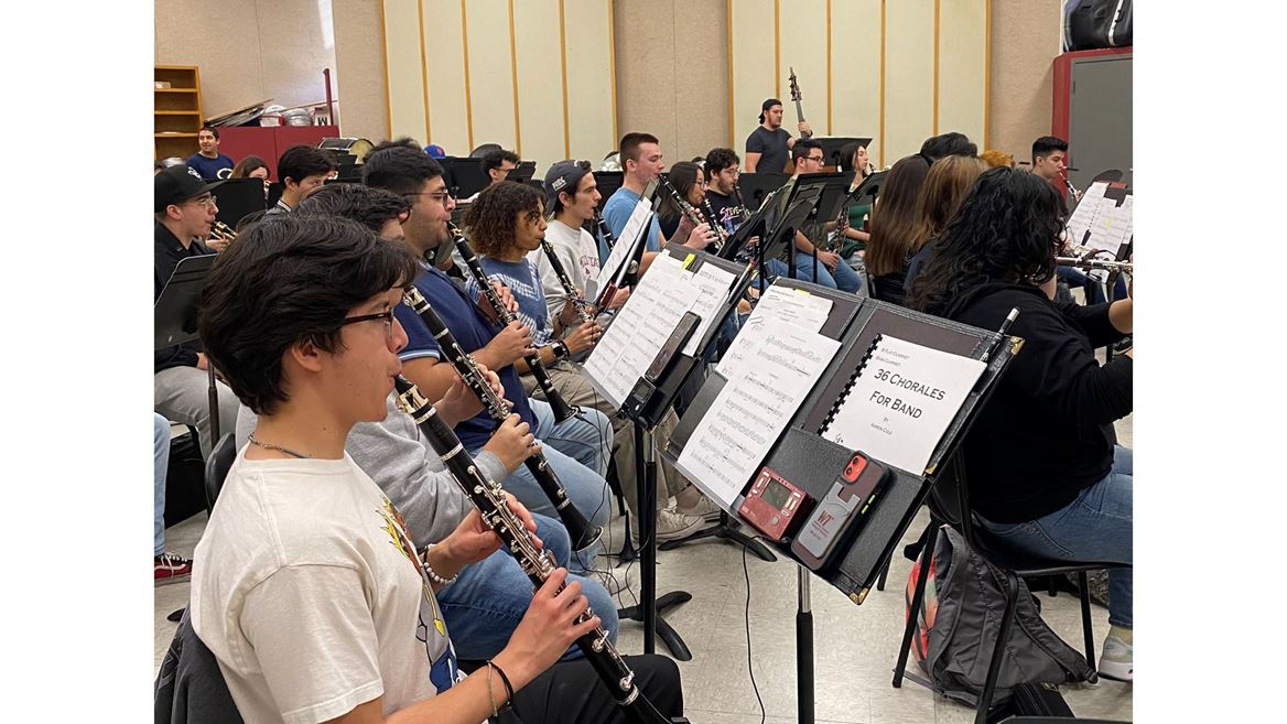 A group of clarinet players