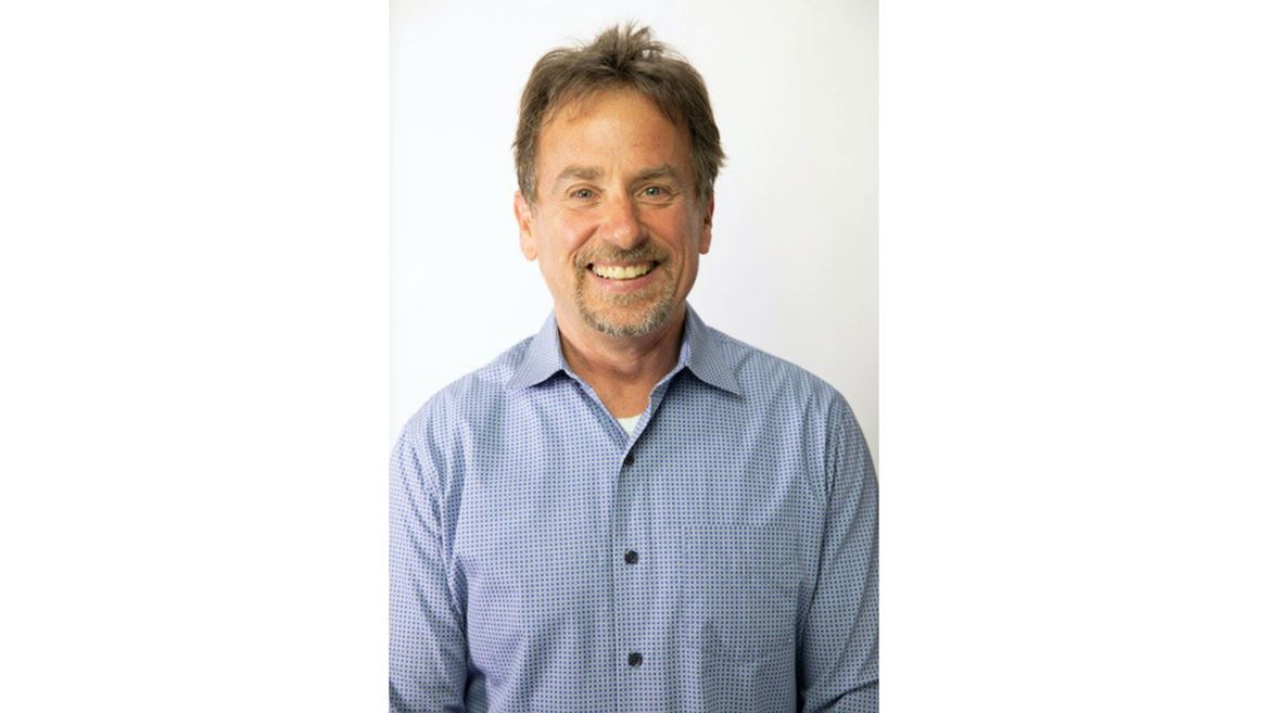 NMSU astronomer s two volume text on quasars welcomes scholars and students alike