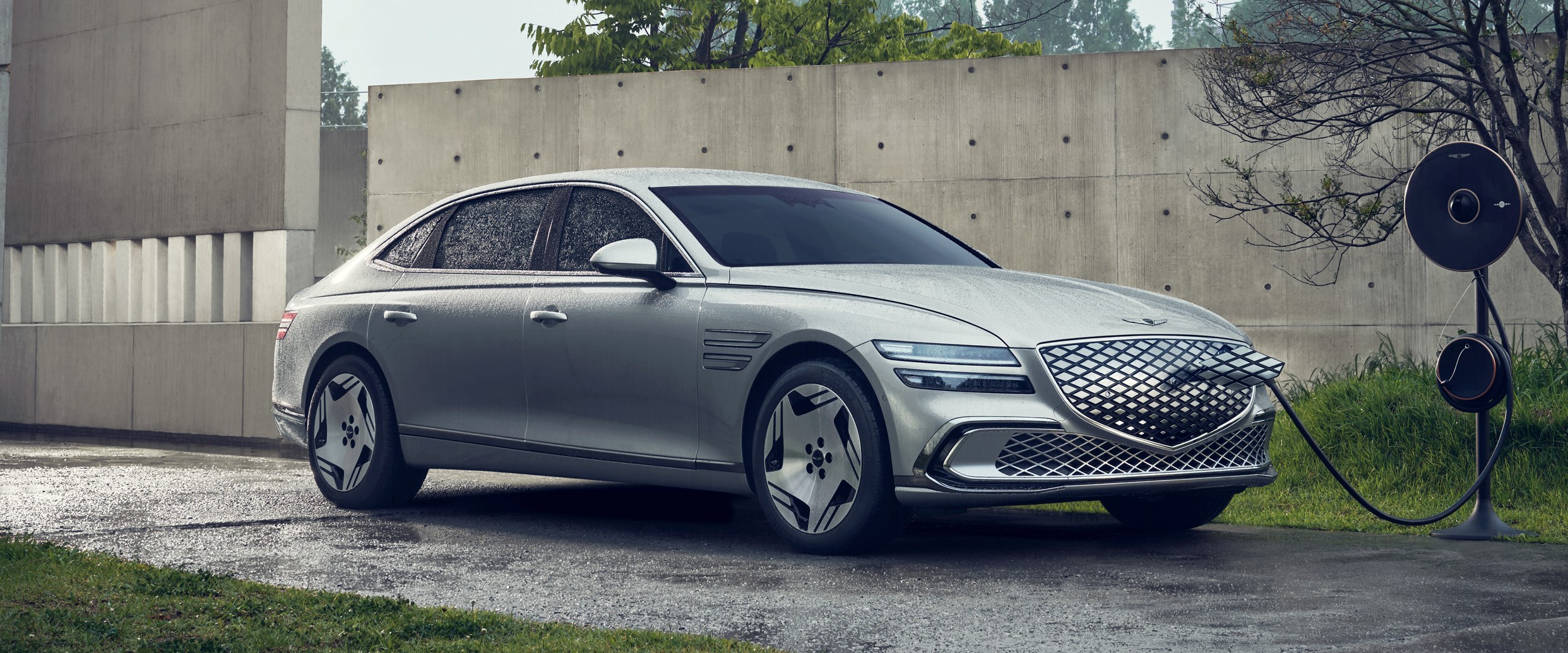 ELECTRIFIED G80