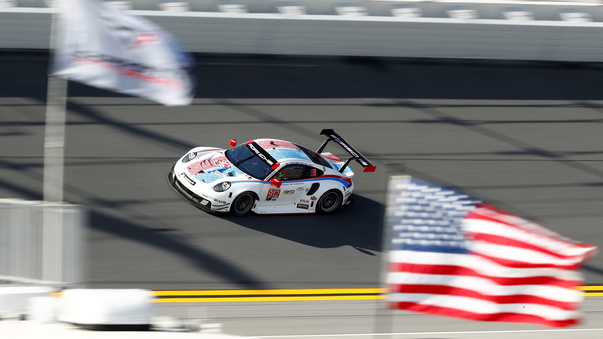 Porsche teams face huge challenges at the WEC season opener - Porsche  Newsroom USA