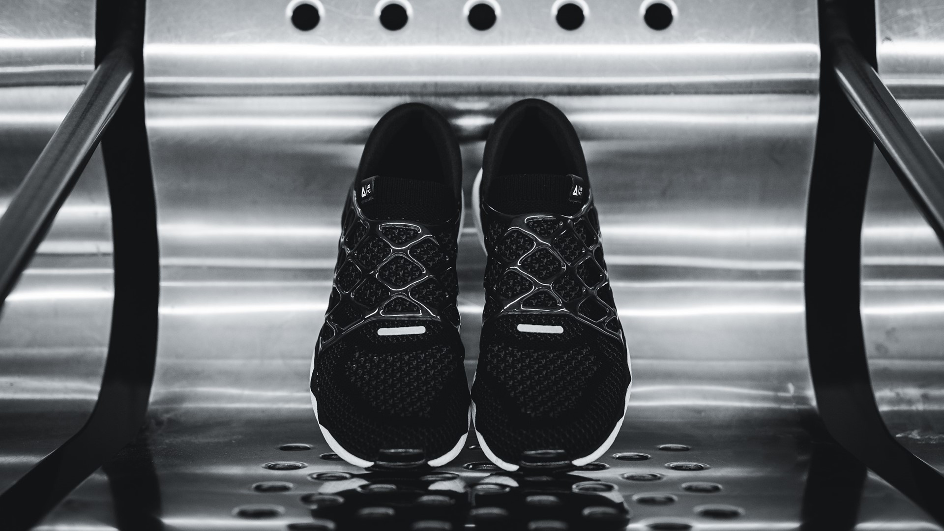 reebok liquid floatride run