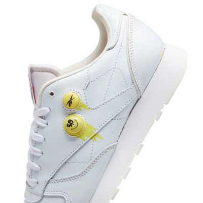 Reebok x Smiley Classic Leather Pump 50th D1