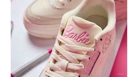Reebok x Barbie