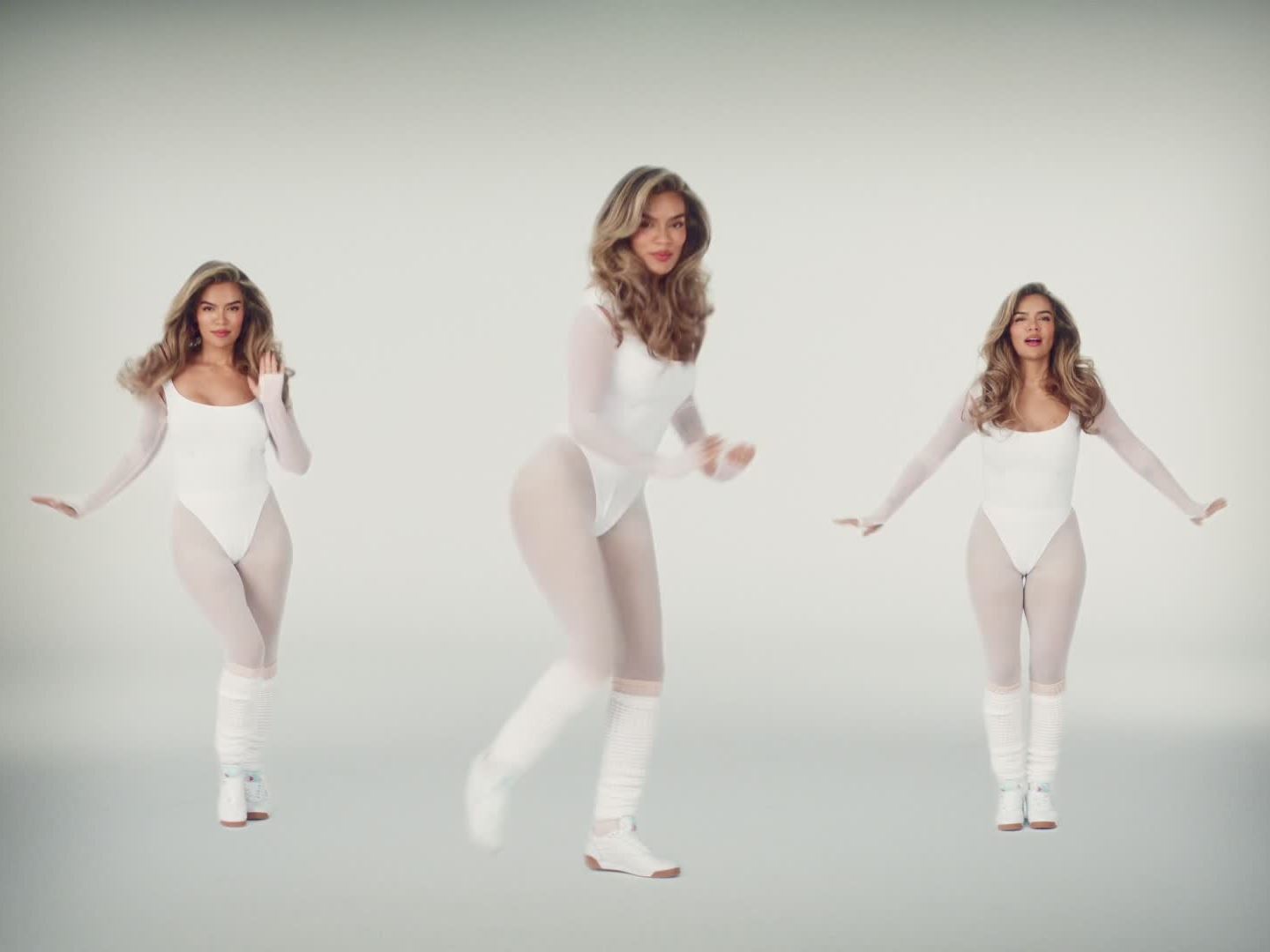 reebok-x-karol-g-fonda