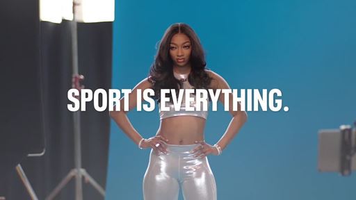 brand-anthem---basketball-icon-angel-reese