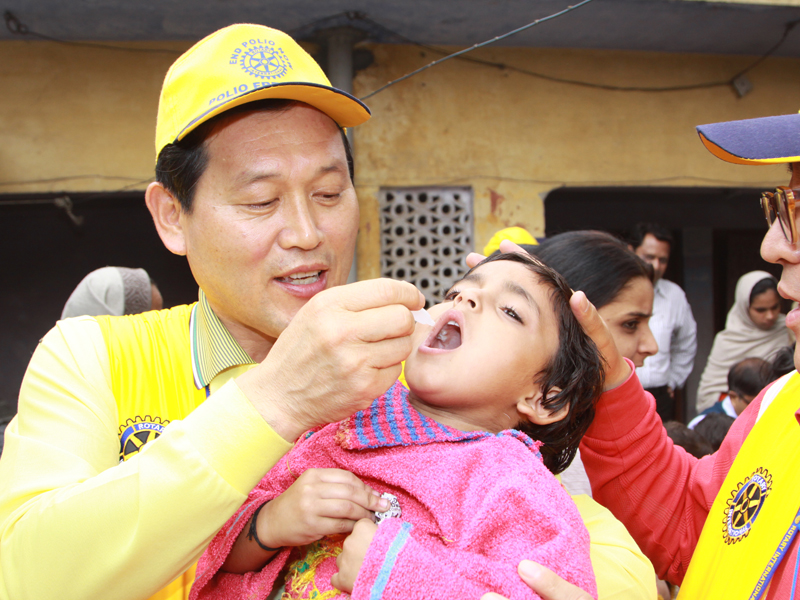Rotary Celebrates India's First Polio-Free Year Rotary Celebrates India's First Polio-Free Year