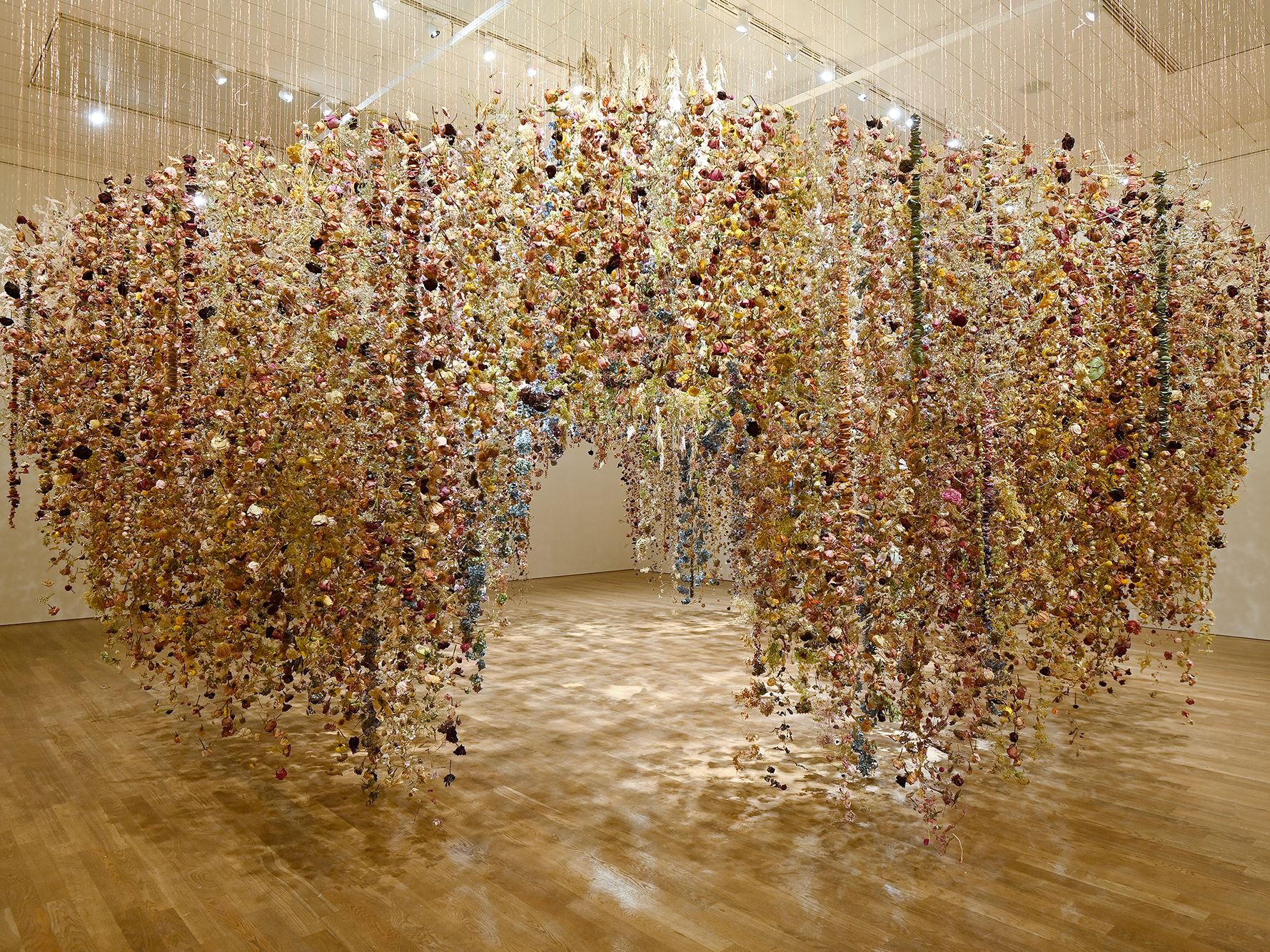 Rebecca Louise Law Calyx Kunsthalle Museum Munich 2023