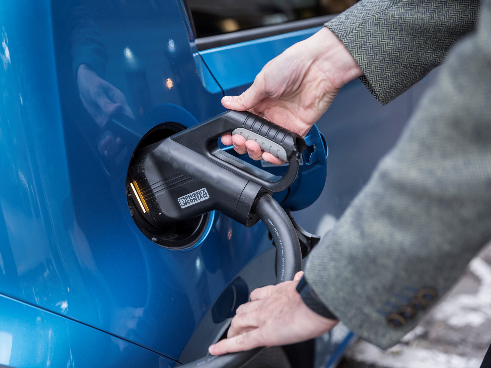 There are more than 150,000 public charging points in Europe