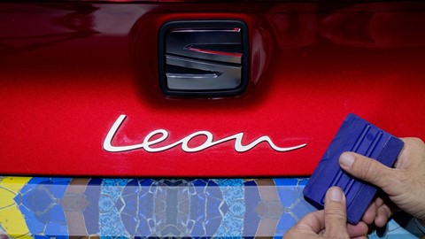 this-is-how-the-new-leon-was-camouflaged