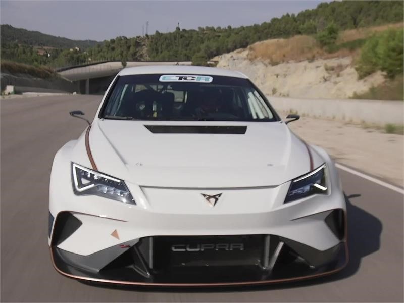 CUPRA creates a new path in the TCR series - Original