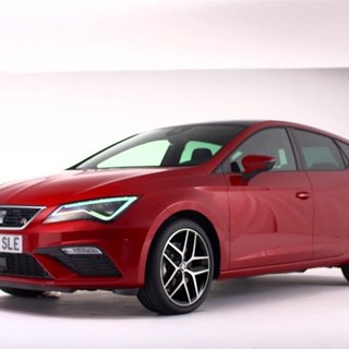 The New SEAT Leon 5D Desire Red FR