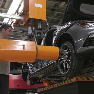 SEAT Martorell produces more than 500,000 cars in 2019 - Footage
