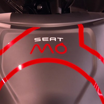 SEAT presents SEAT MÓ, its new urban mobility brand, at the official inauguration of CASA SEAT - Footage
