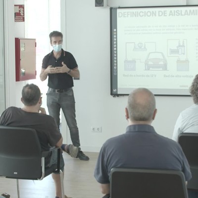 SEAT opens the doors of its new electromobility training centre - Footage