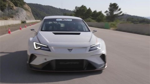 cupra-creates-a-new-path-in-the-tcr-series---footage