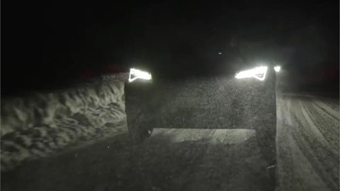 footage-tv-300-leds-behind-the-lights-of-your-car-hd