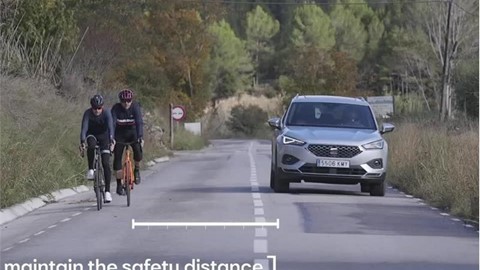 the-car-that-looks-out-for-cyclists-_original