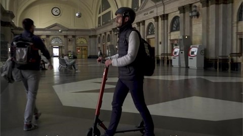 a-day-in-the-life-of-an-electric-scooter---ending