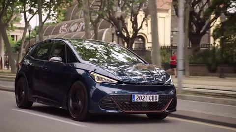 the-cupra-born-with-cinematic-flair---clean
