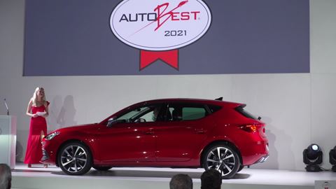 seat-leon-receives--best-buy-car-of-europe-2021--trophy-during-the-autobest-gala-awards