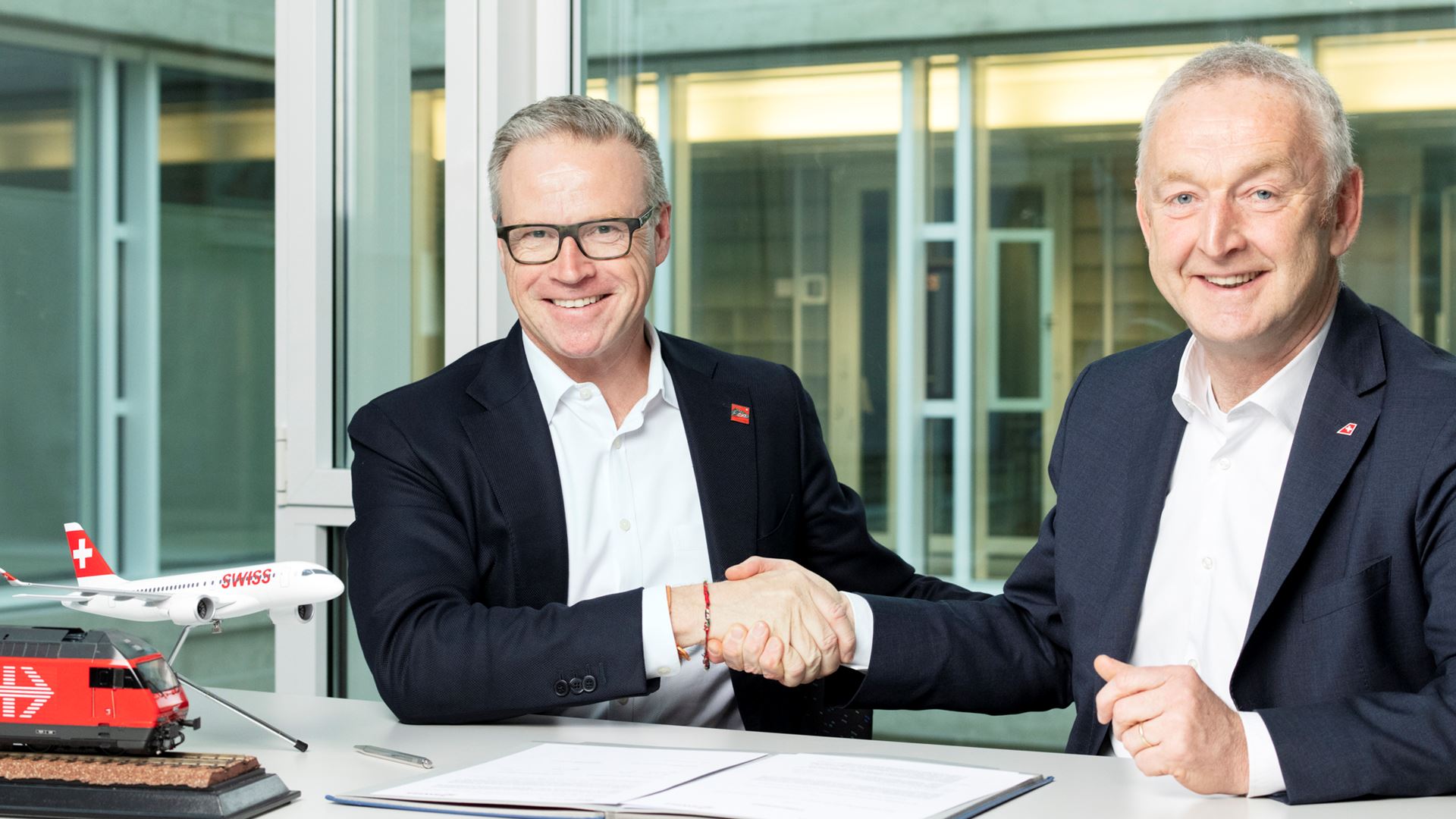 SWISS and SBB conclude strategic partnership to expand their intermodal product