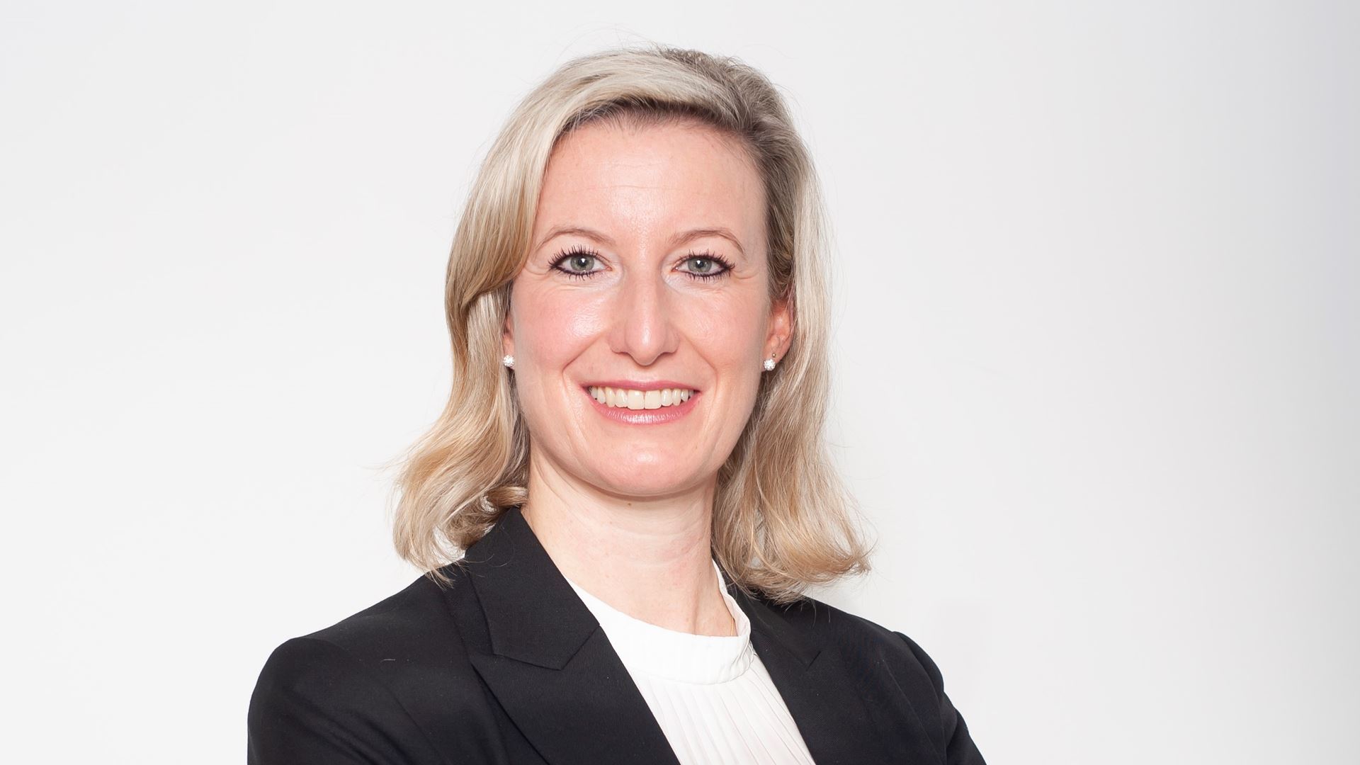 SWISS names Julia Hillenbrand as its new Head of Brand Experience