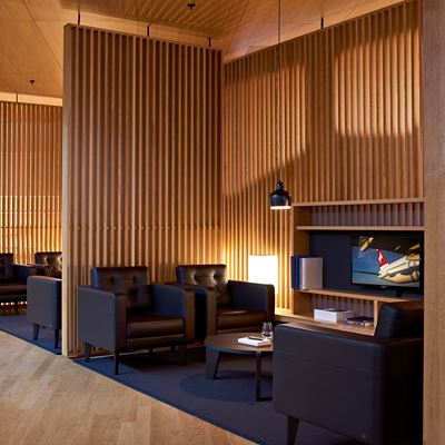 SWISS First Lounge A