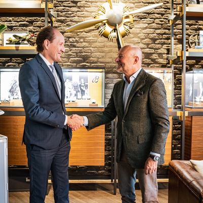 SWISS CEO Dieter Vranckx (left) and Breitling CEO Georges Kern (right)