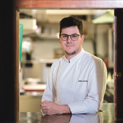 Chef de cuisine Joshua L scher