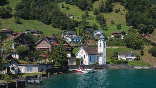 Zwyssighaus restaurant in the village of Bauen