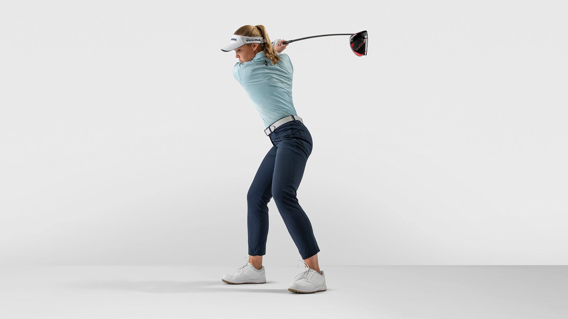 ylorMade Golf prolonge son association avec la star du circuit de la LPGA Brooke Henderson, qui utilisera un ensemble complet, les couvre-chefs et un sac de la société
